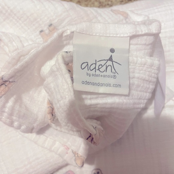 Aden + Anais muslin blankets swaddles 3 pack - Picture 2 of 2